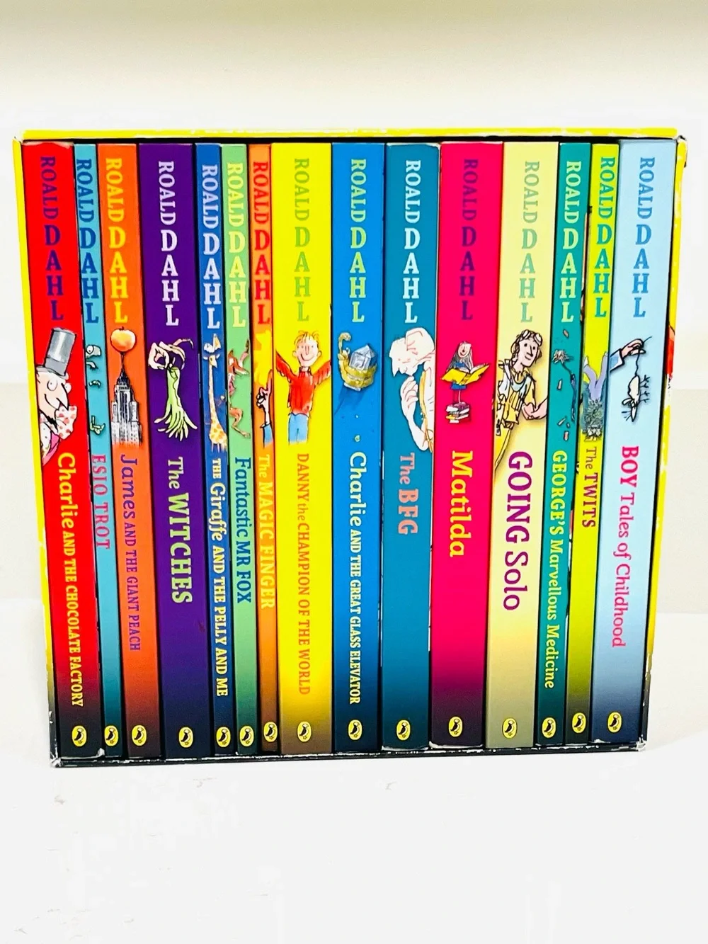 Roald Dahl 15 Book Collection of Favorites LIKE NEW!